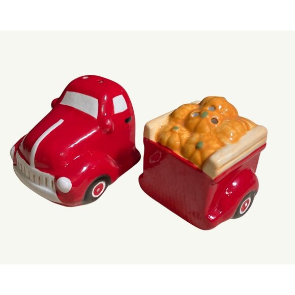 Ceramic Red Truck Salt & Pepper Shaker Set With Pumpkin Load - Picture 4 of 9